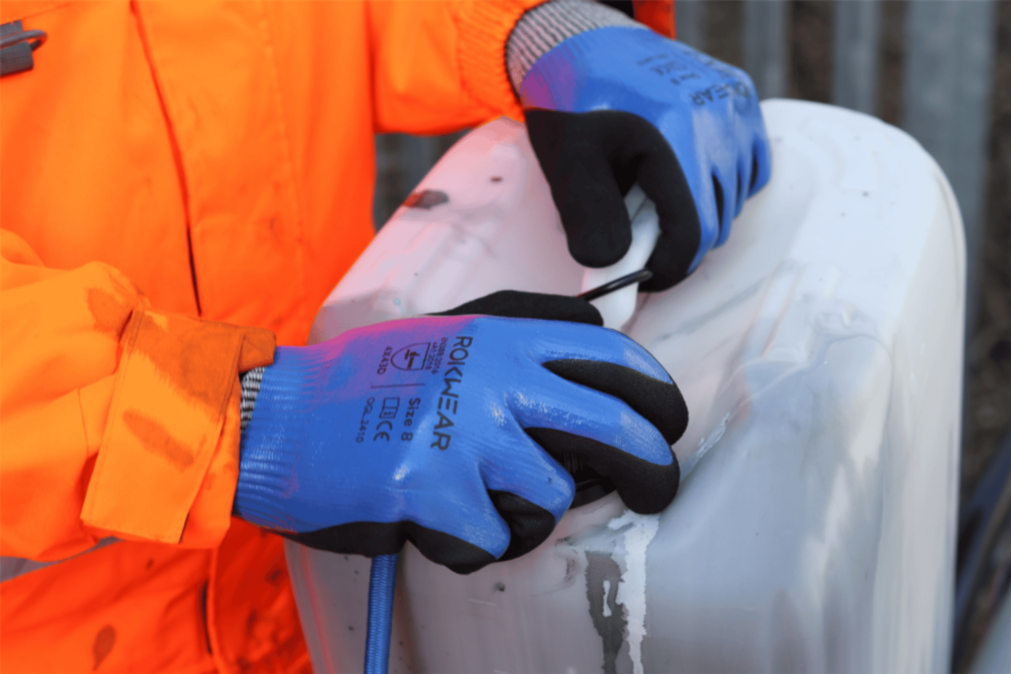 AQUASHIELD+ RESILIENCE GLOVE